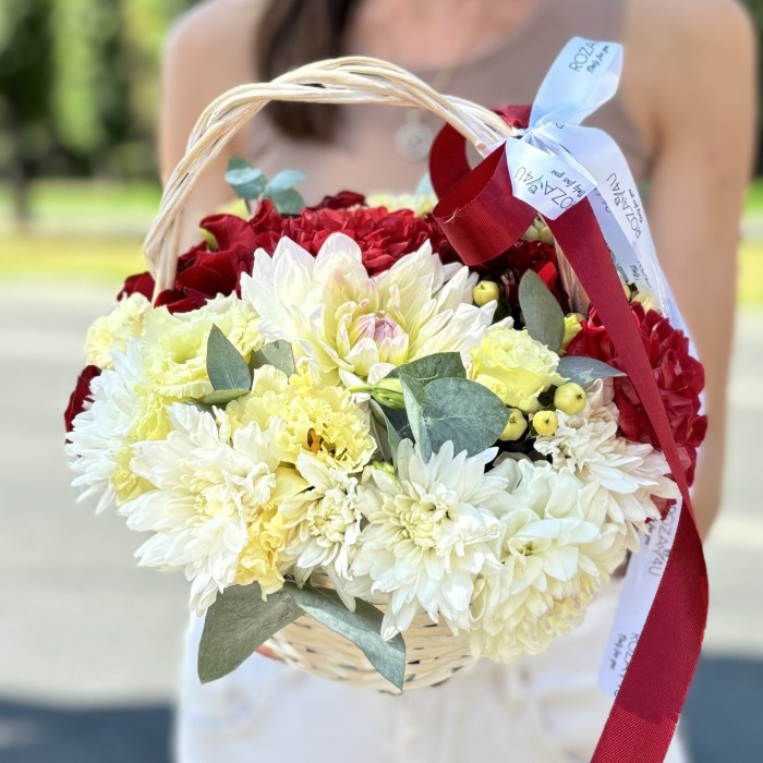 Корзина красно-белый MIX